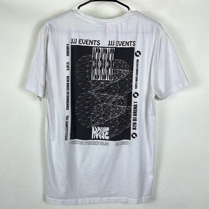 men's NWOT asos medium 100% Cotton short-sleeve tshirt.